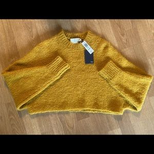 Aritzia - Wilfred Free. Lolan sweater.